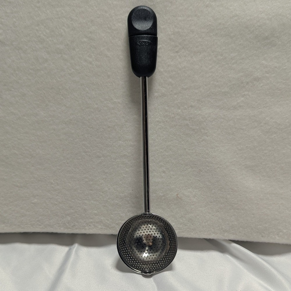 OXO Tea Ball Infuser Silver Stainless Steel Twisting Handle Stocking Stuffer